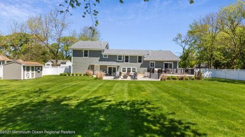 2 Barbara Ter, Middletown NJ  07748-1247 exterior