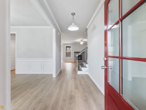 249 Borders St, Jefferson, GA 30549-1330
