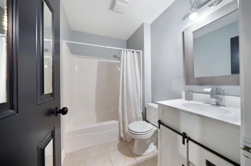 7710 Grant St, Gary IN 46410-5281 exterior