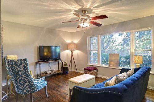 4633 Selkirk Dr, Fort Worth TX  76109-5243 exterior