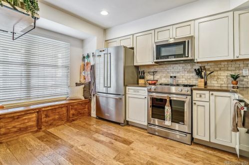 6948 Briarwood Cir, Englewood CO  80112-1151 exterior