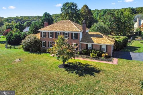 1310 Excaliber Ln, Sandy Spring, MD 20860-1117