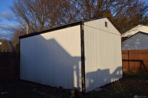 5081 County Line Rd, Springfield OH  45502-9222 exterior