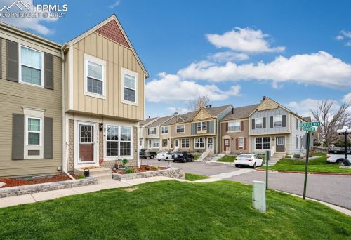 10820 Summerset Way, Parker, CO 80138-3813