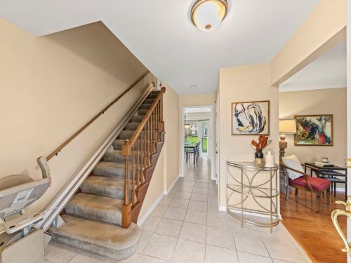 1760 Winola Ct, Naperville, IL 60565-2701