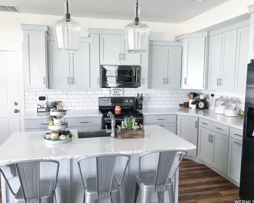 1485 2100, Wellsville, UT 84339-6735