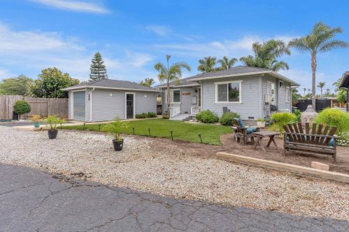 1020 Whaley St, Oceanside, CA 92054-5952