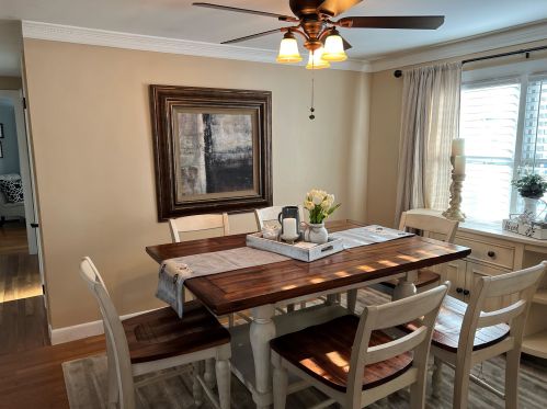 2 Intervale St, Nashua, NH 03064-2513