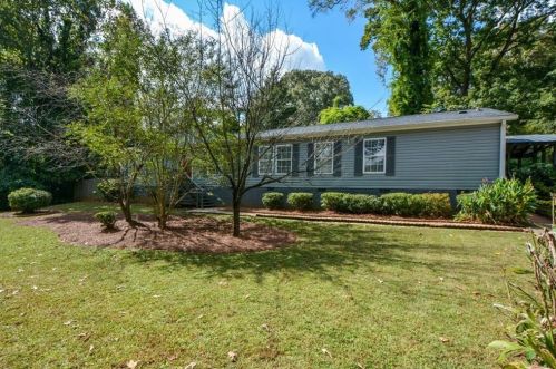 2475 Hazel Dr, Atlanta GA  30316-3405 exterior