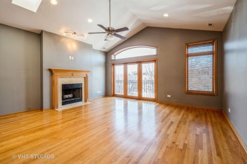 3305 Michigan Ave, Chicago, IL