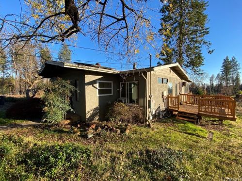5990 Williams Dr, Paradise, CA 95969-4031