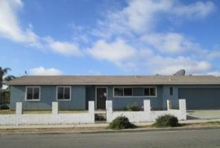 675 Charles Dr, Oceanside, CA 92057-3623