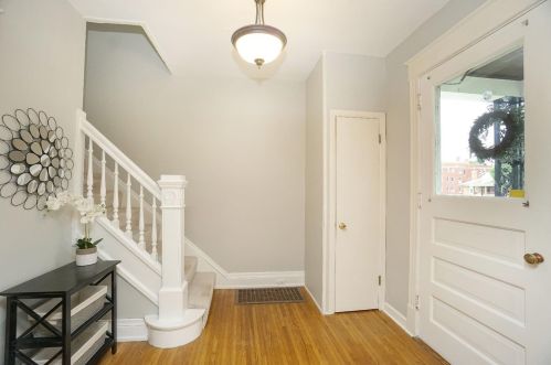 3815 Floral Ave, Cincinnati OH  45212-3922 exterior