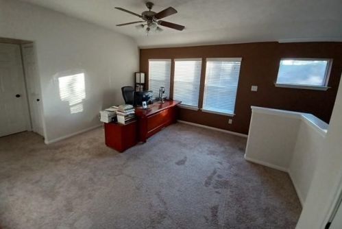 10 Valewood Pl, Conroe TX  77384-5083 exterior