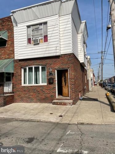 2555 Darien St, Philadelphia, PA 19148-4522