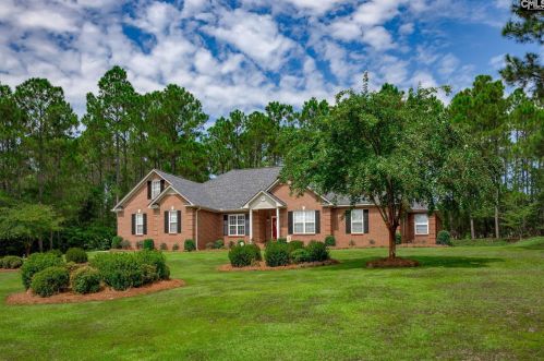232 Skylight Dr, Cayce-West Columbia, SC 29170-1057
