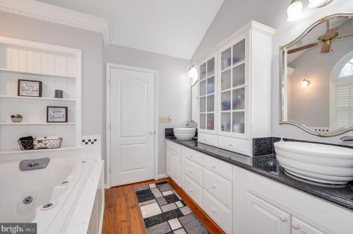 874 Pheasant Hill Rd, Summit Point WV  25446-3634 exterior