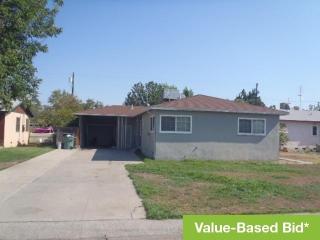 914 Myrtle Ave, Visalia, CA 93277-2414