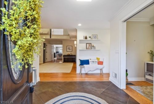 16 Warner Rd, Maplewood, NJ 07040-2011