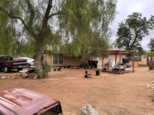 22270 Hillview Dr, Perris, CA 92570-6845