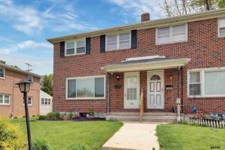356 Springettsbury Ave, York, PA 17403-3232