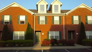 1028 Sitting Bull Xing, Murfreesboro, TN 37128-5111