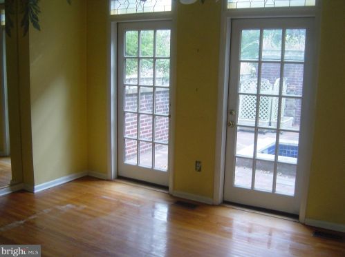 400 5 St, Philadelphia PA 19147-1508 exterior