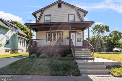 26 Crescent Blvd, Camden NJ  08108-1042 exterior
