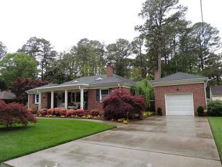 4404 Gannon Rd, Portsmouth, VA 23703-4831