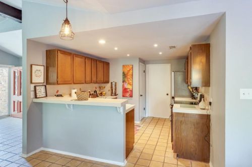 8100 Lea Shore St, Fort Worth TX  76179-3219 exterior