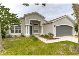 1518 Compton St, Brandon, FL 33511-1810