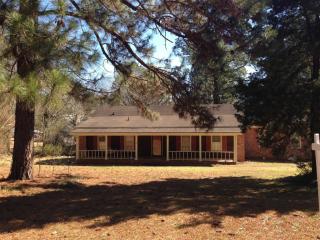 1805 Shadowood Dr, Columbia, SC 29212-2011