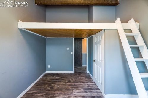 212 Pennsylvania Ave, Woodland Park CO 80863-8822 exterior