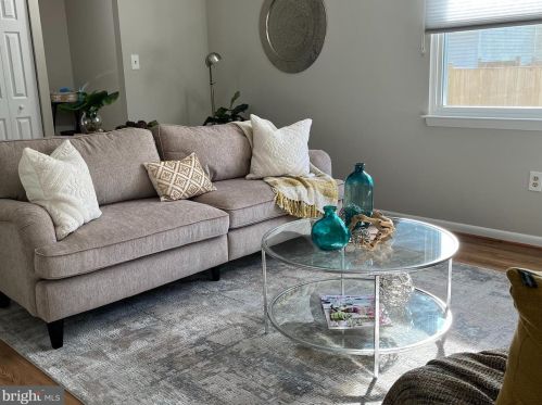 9705 Glen Ave, Silver Spring, MD 20910-1132