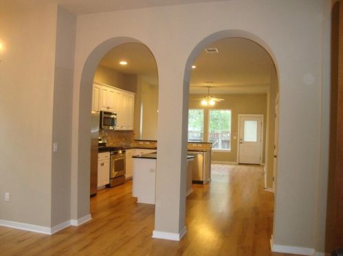 3924 Cal Rodgers St, Austin TX  78723-5457 exterior