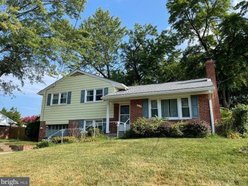 6812 Hopewell Ave, Springfield, VA 22151-3840
