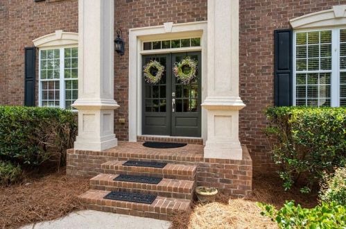 310 Bennington Pl, Holly Springs, GA 30115-6166