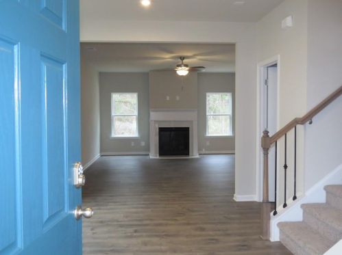 2751 Groovers Lake Pt, Lithia Springs, GA 30122-2487