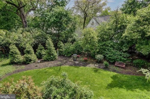 585 Warwick Rd, Haddonfield NJ 08033-3845 exterior