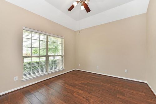 6807 Claire Brook Dr, Richmond TX  77407-5552 exterior