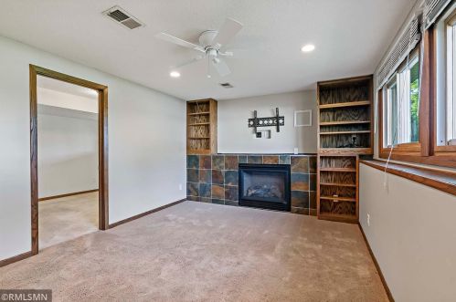 4274 Bridgewood Ter, Saint Paul MN  55127-7805 exterior