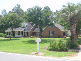 3 Green Ash St, Jesup, GA 31546-1918