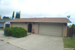 2351 Elm St, Lodi, CA 95242-2826