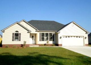 7648 Kayla Dr, Hahira, GA 31632-2205