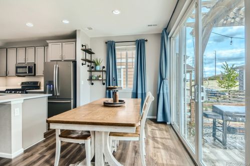 4677 Nepal Way, Aurora CO 80015-6402 exterior