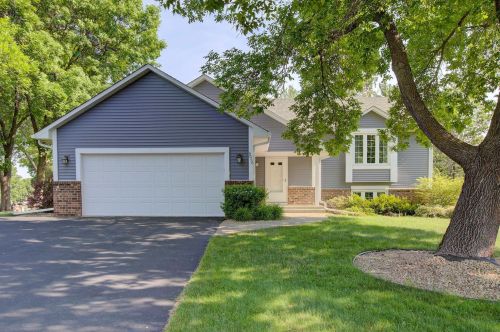 9056 Glacier Rd, Saint Paul MN  55125-3465 exterior