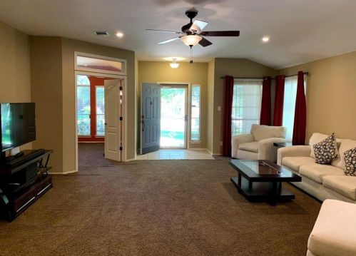 4825 Chesney Ridge Dr, Austin TX  78749-1144 exterior