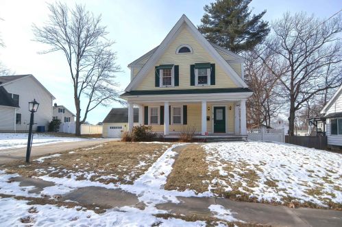 5 Zellwood St, Nashua, NH 03060-4958