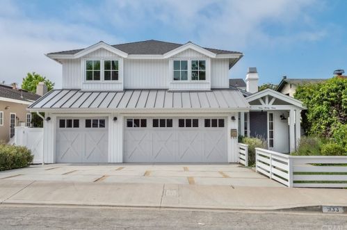 933 9th St, Manhattan Beach, CA 90266-5952