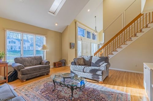 4 Theodore Dr, Dover NJ  07869-1913 exterior